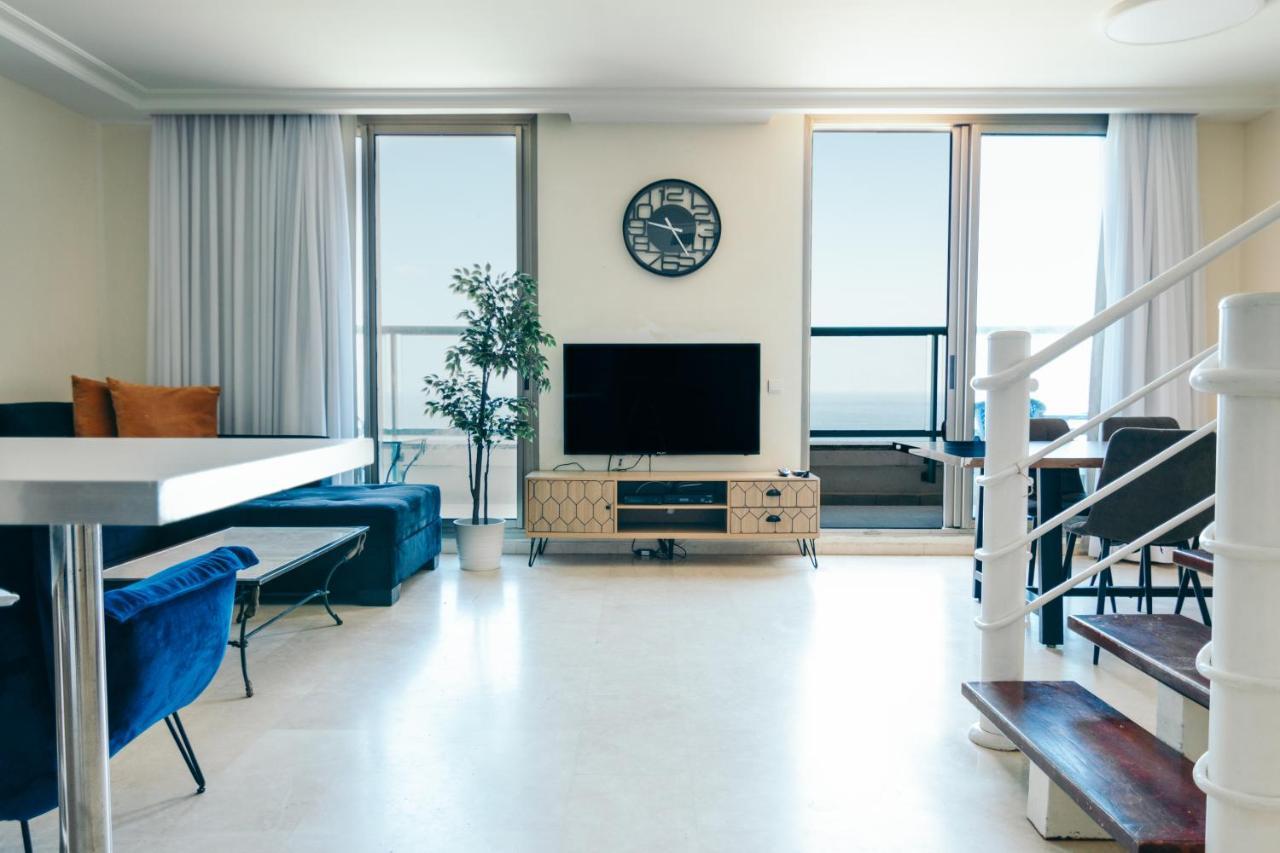Almog Beach Apartments מגדלי חוף הכרמל חיפה Exterior foto