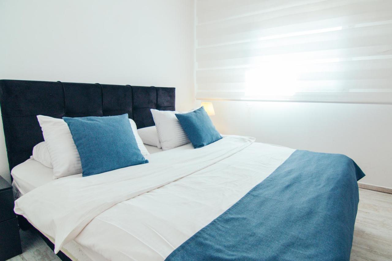 Almog Beach Apartments מגדלי חוף הכרמל חיפה Exterior foto