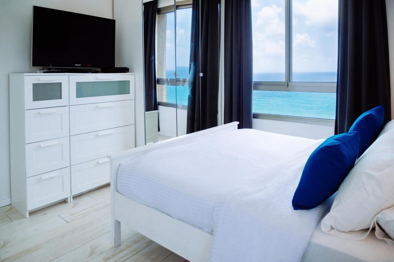 Almog Beach Apartments מגדלי חוף הכרמל חיפה Exterior foto