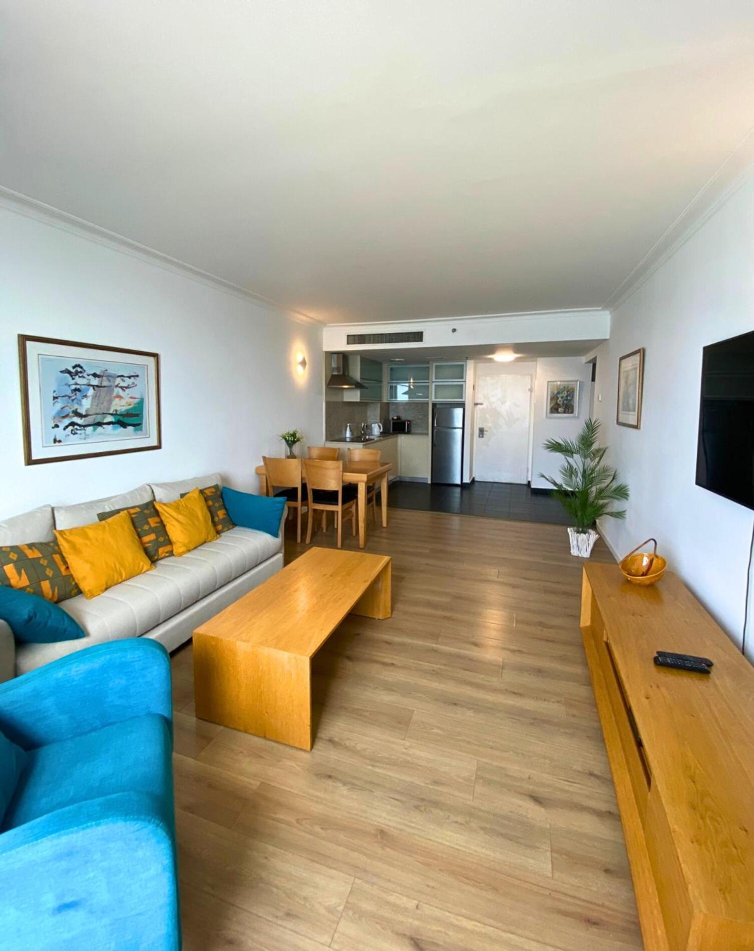 Almog Beach Apartments מגדלי חוף הכרמל חיפה Exterior foto